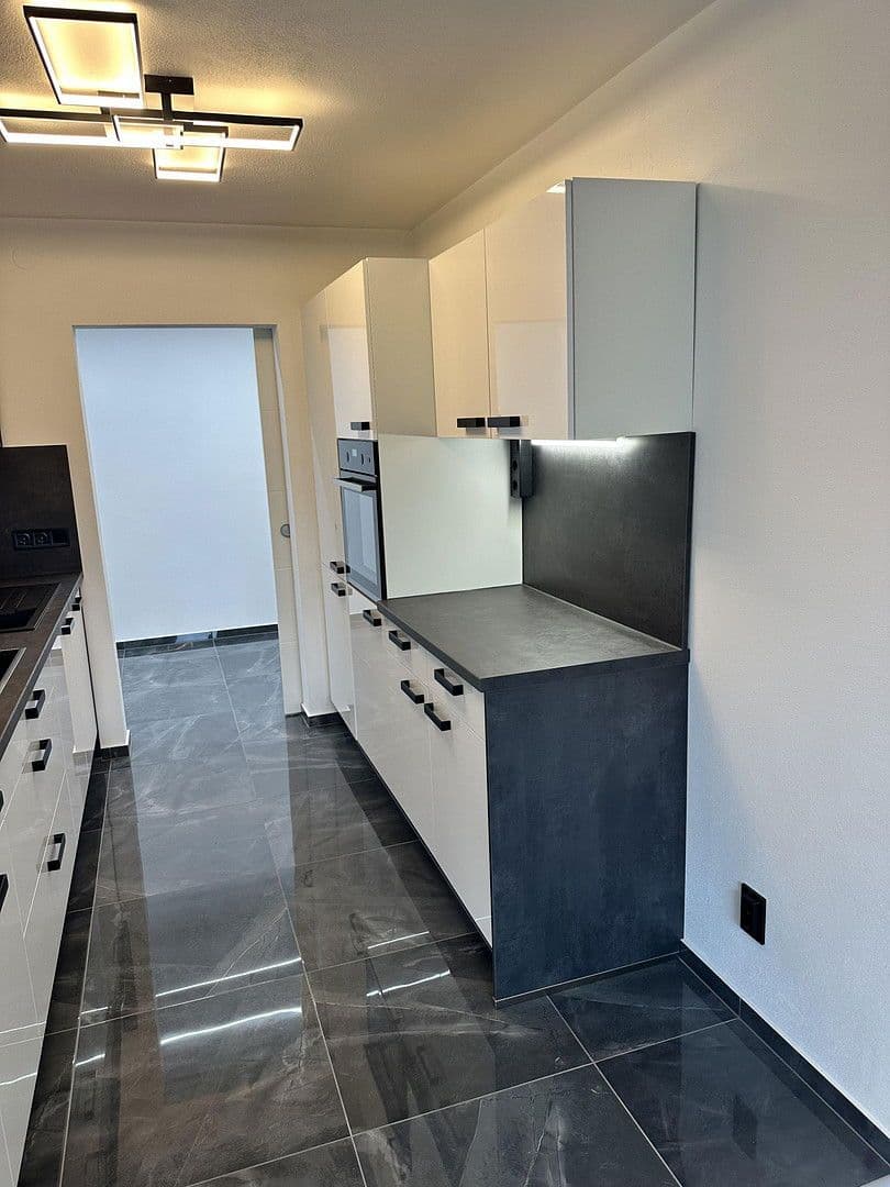 1 bedroom with open-plan kitchen flat to rent, 67 m², Wölfelstraße 18, Bayreuth, Bavaria 1 bedroom with open-plan kitchen flat to rent, 67 m², Wölfelstraße 18, Bayreuth, Bavaria