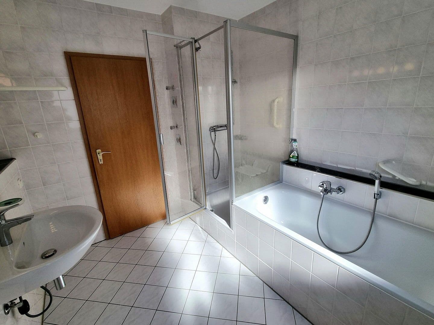 2 bedroom with open-plan kitchen flat to rent, 119 m², Bochum, North Rhine-Westphalia 2 bedroom with open-plan kitchen flat to rent, 119 m², Bochum, North Rhine-Westphalia