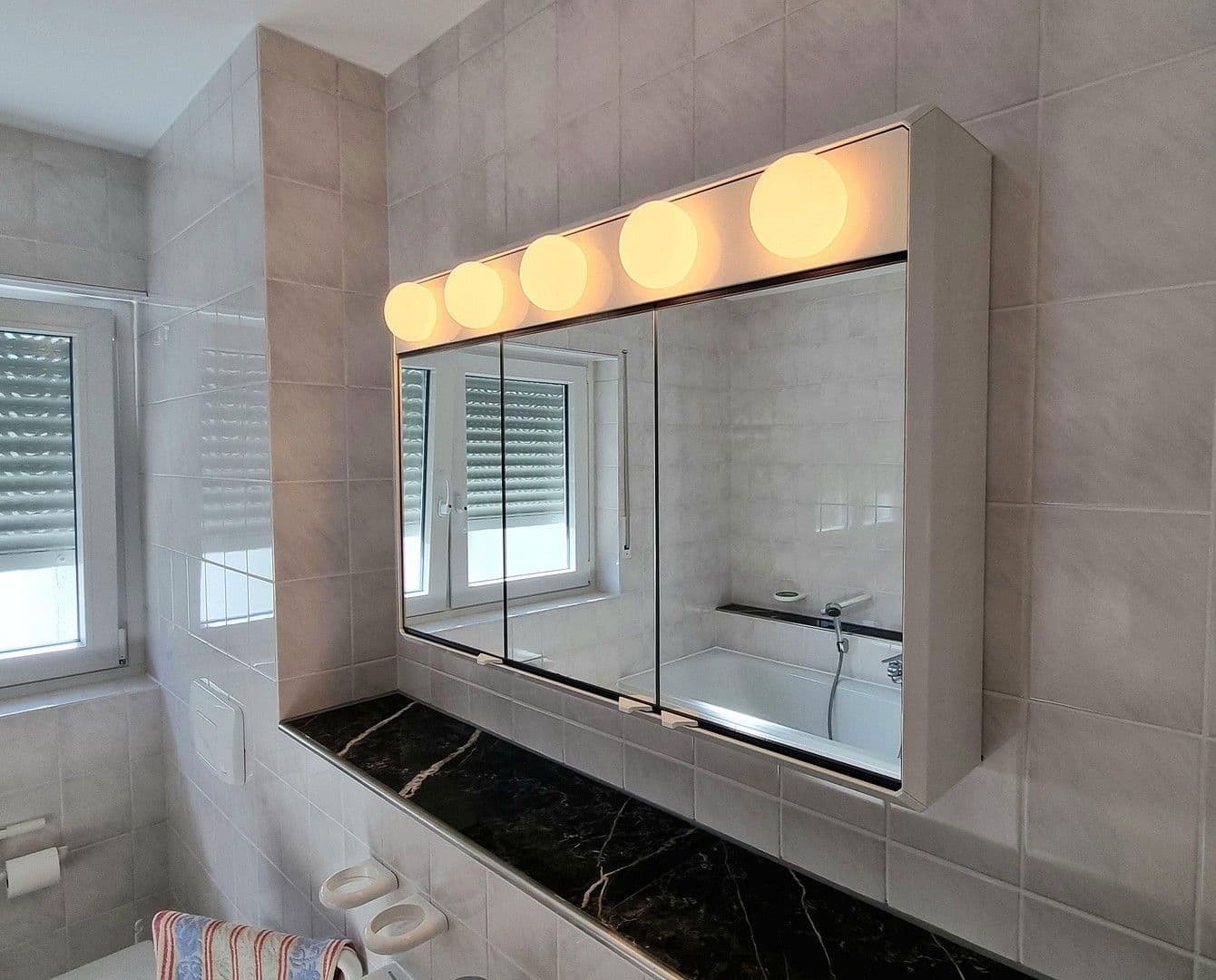 2 bedroom with open-plan kitchen flat to rent, 119 m², Bochum, North Rhine-Westphalia 2 bedroom with open-plan kitchen flat to rent, 119 m², Bochum, North Rhine-Westphalia