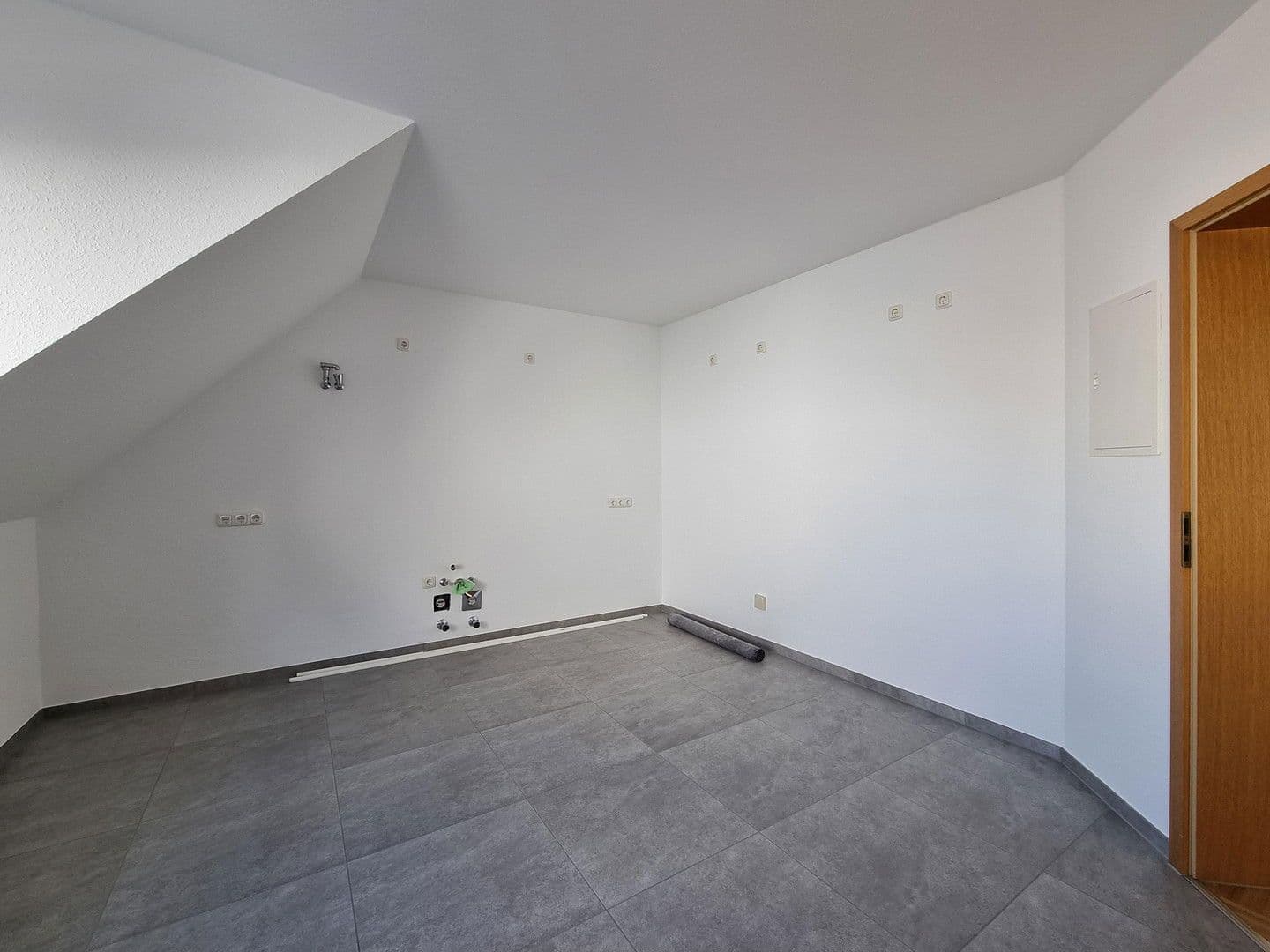 2 bedroom with open-plan kitchen flat to rent, 119 m², Bochum, North Rhine-Westphalia 2 bedroom with open-plan kitchen flat to rent, 119 m², Bochum, North Rhine-Westphalia