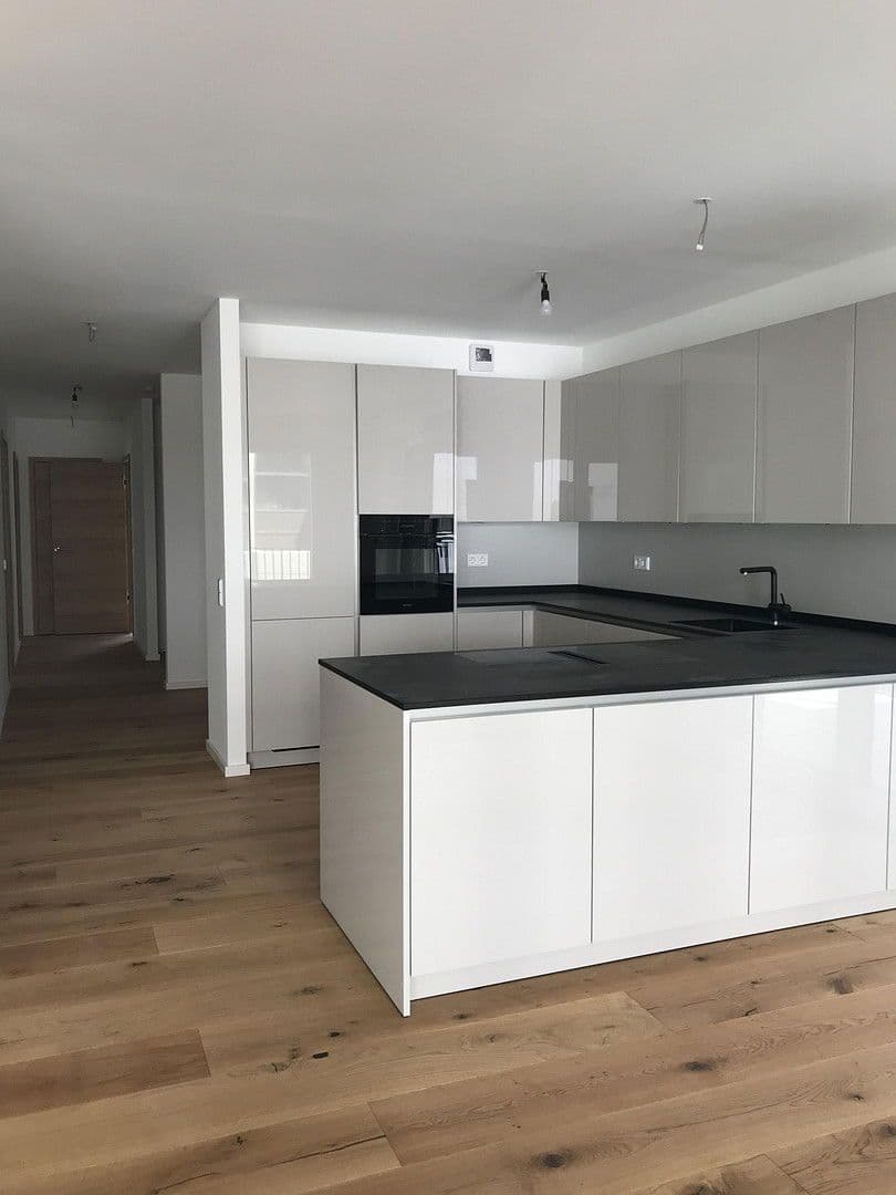 4 bedroom flat to rent, 146 m², Buchschlager Allee 29-33, Dreieich, Hesse 4 bedroom flat to rent, 146 m², Buchschlager Allee 29-33, Dreieich, Hesse