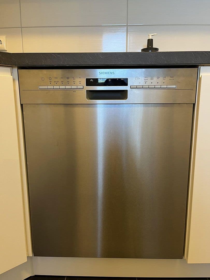 2 bedroom with open-plan kitchen flat to rent, 90 m², Mozartstraße 69, Erlangen, Bavaria 2 bedroom with open-plan kitchen flat to rent, 90 m², Mozartstraße 69, Erlangen, Bavaria