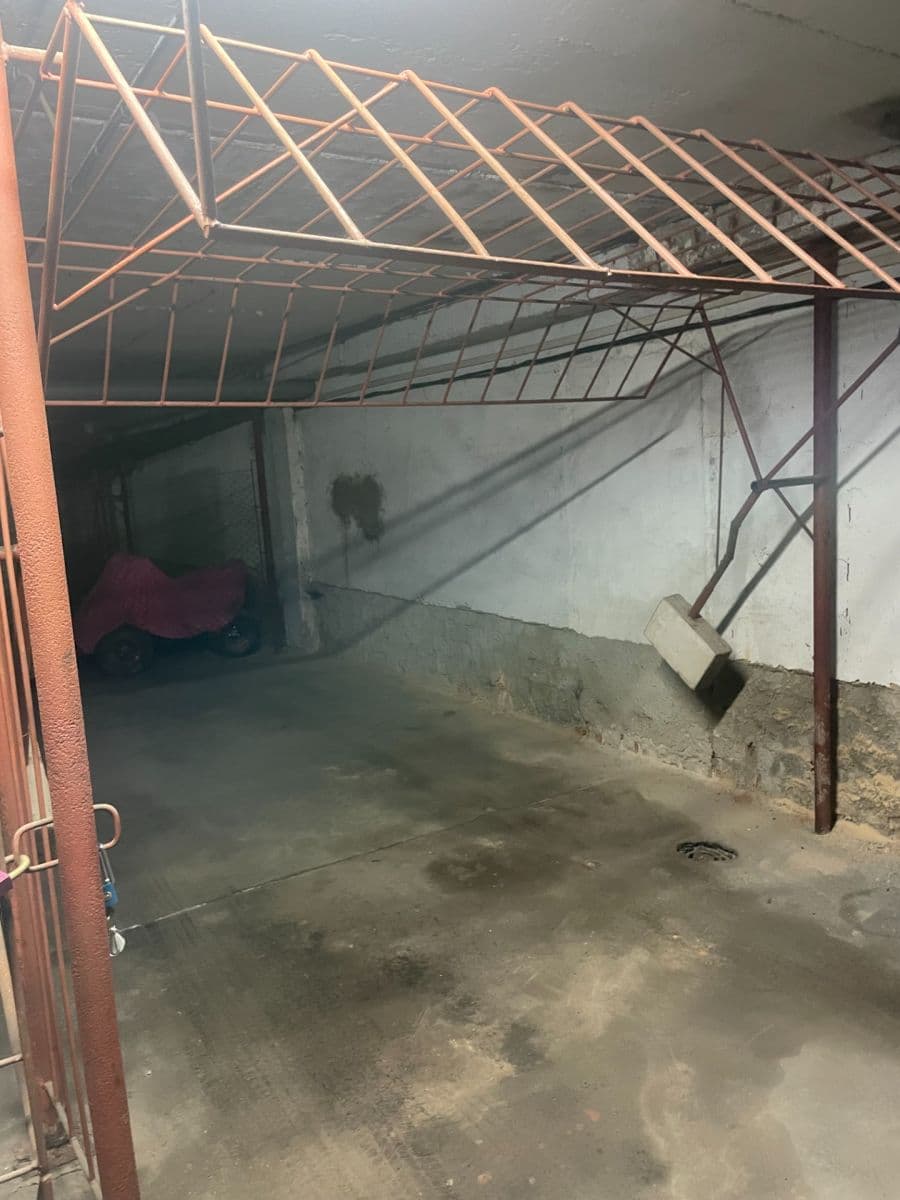 garage to rent, 18 m², Lovosická, Prague, Prague garage to rent, 18 m², Lovosická, Prague, Prague