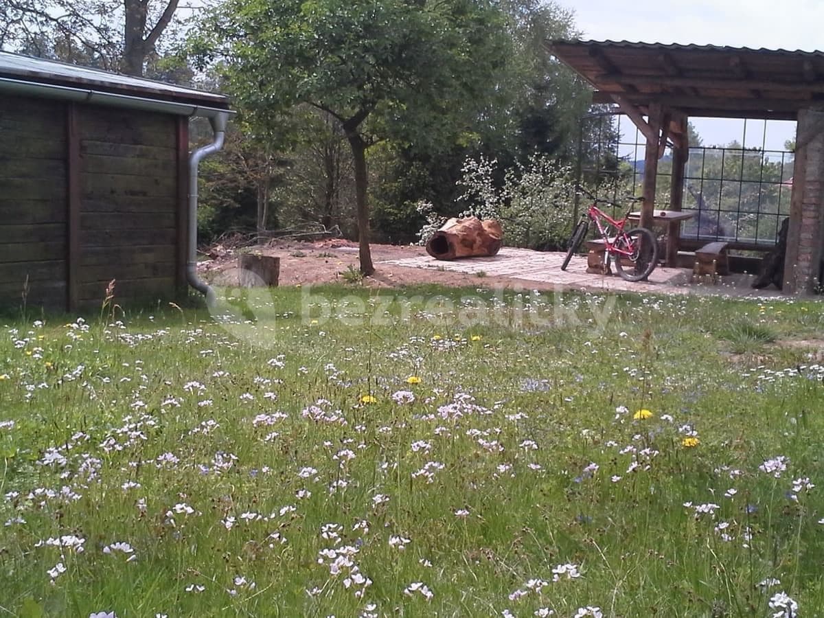 1 bedroom flat to rent, 30 m², Staré Křečany, Ústecký Region 1 bedroom flat to rent, 30 m², Staré Křečany, Ústecký Region