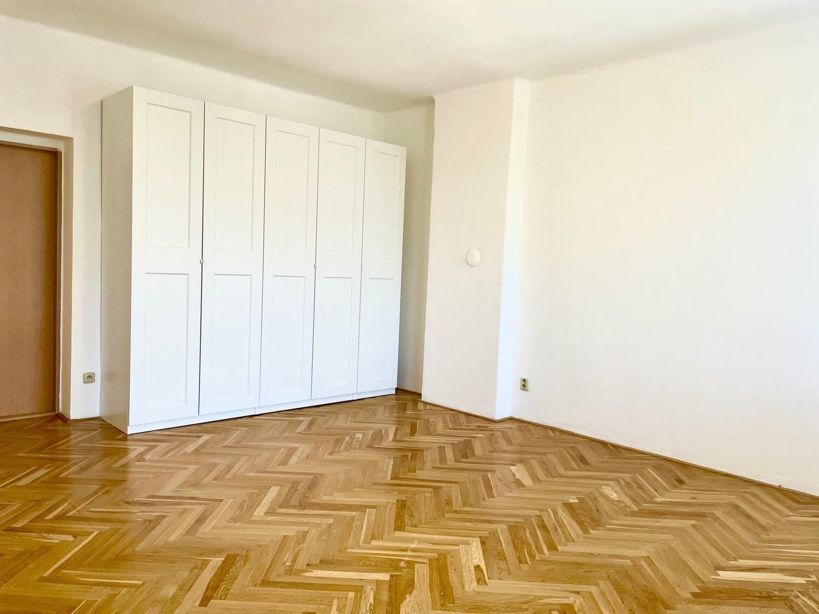 2 bedroom with open-plan kitchen flat to rent, 80 m², Staškova, Liberec, Liberecký Region 2 bedroom with open-plan kitchen flat to rent, 80 m², Staškova, Liberec, Liberecký Region