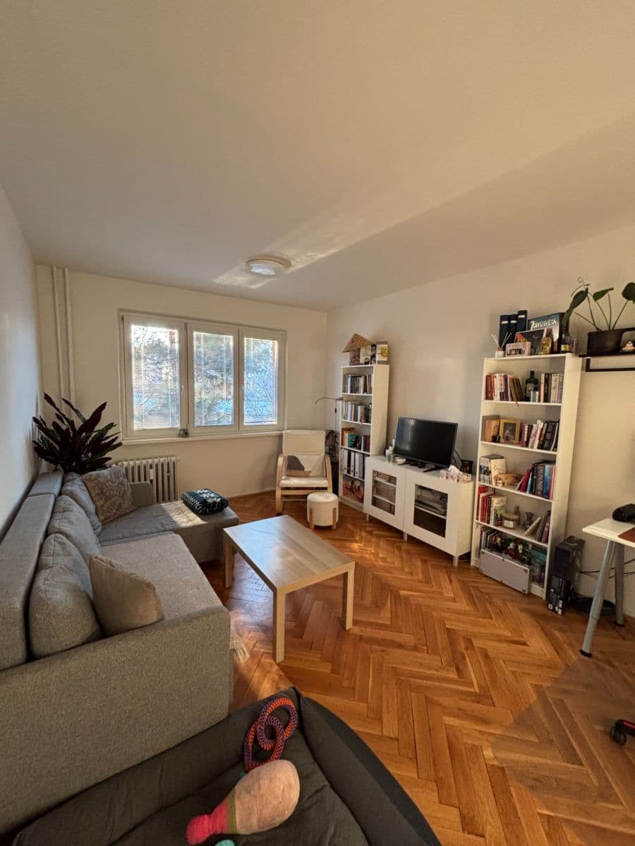 2 bedroom flat to rent, 52 m², Na Vrcholu, Prague, Prague 2 bedroom flat to rent, 52 m², Na Vrcholu, Prague, Prague