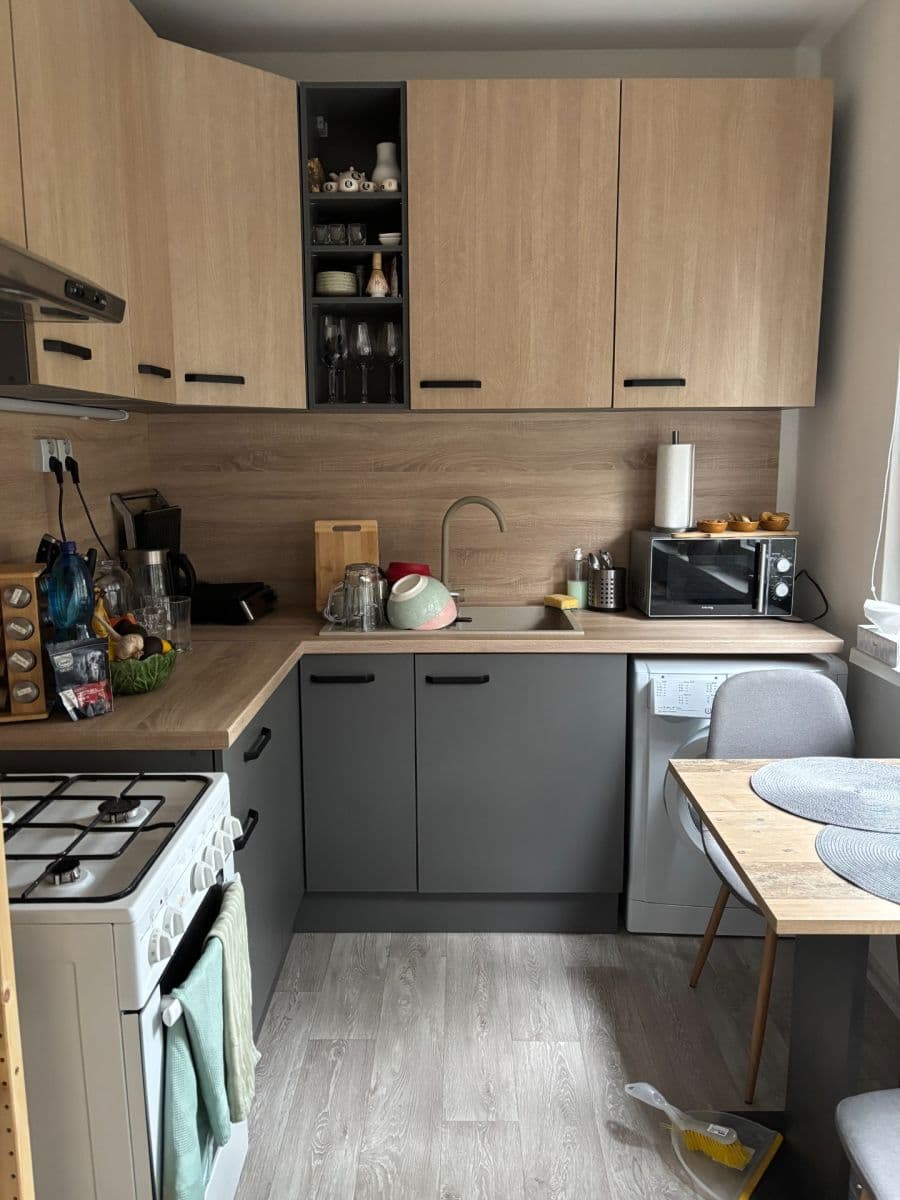 2 bedroom flat to rent, 52 m², Na Vrcholu, Prague, Prague 2 bedroom flat to rent, 52 m², Na Vrcholu, Prague, Prague