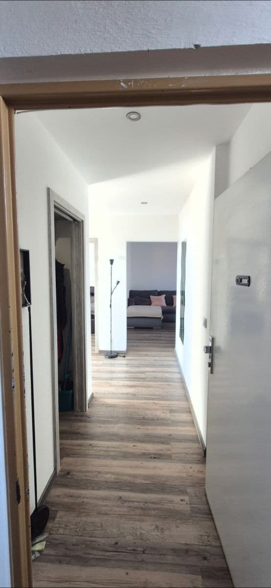 3 bedroom flat to rent, 71 m², Nábřeží, Napajedla, Zlínský Region 3 bedroom flat to rent, 71 m², Nábřeží, Napajedla, Zlínský Region