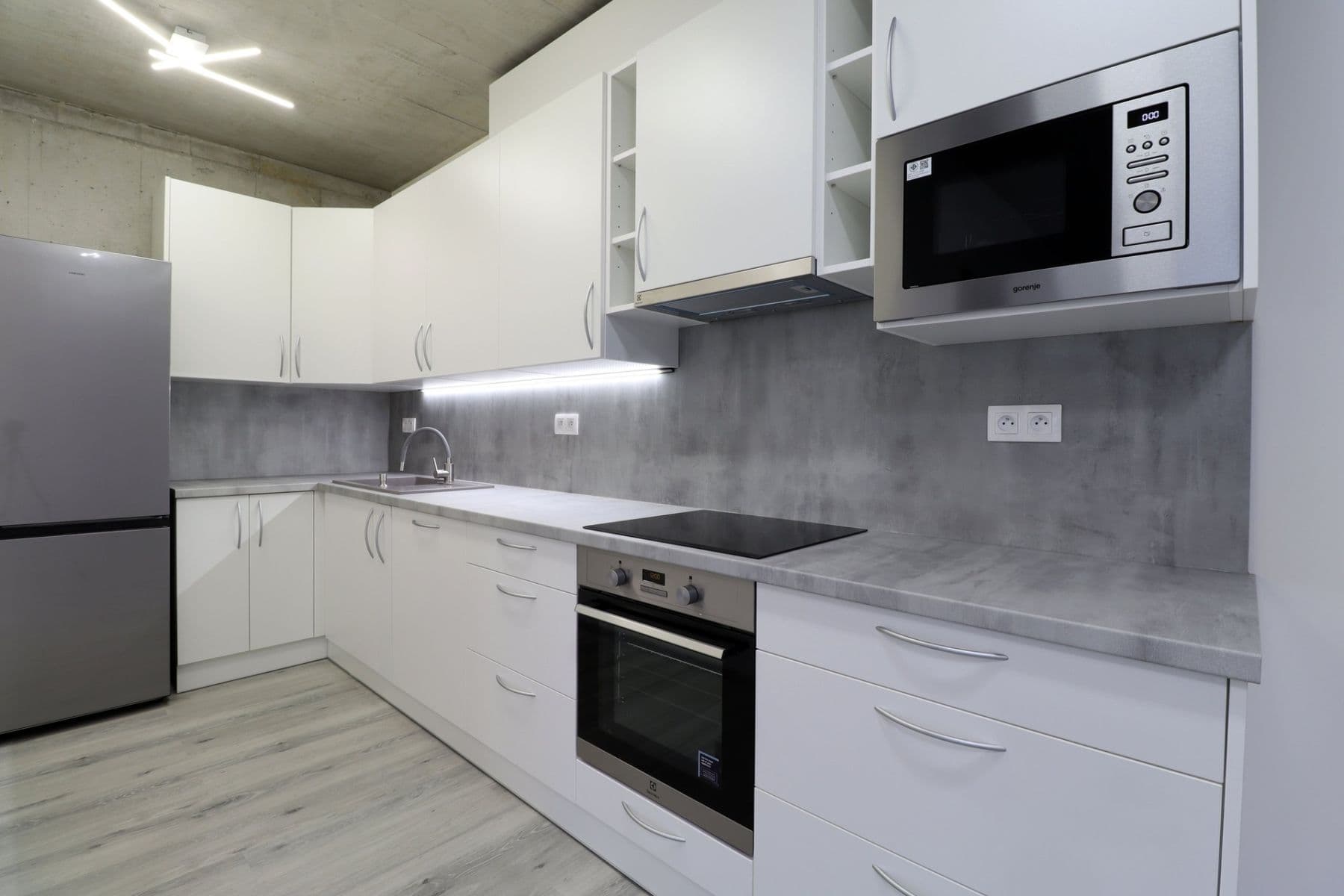 1 bedroom with open-plan kitchen flat to rent, 49 m², Karlova, Plzeň, Plzeňský Region 1 bedroom with open-plan kitchen flat to rent, 49 m², Karlova, Plzeň, Plzeňský Region