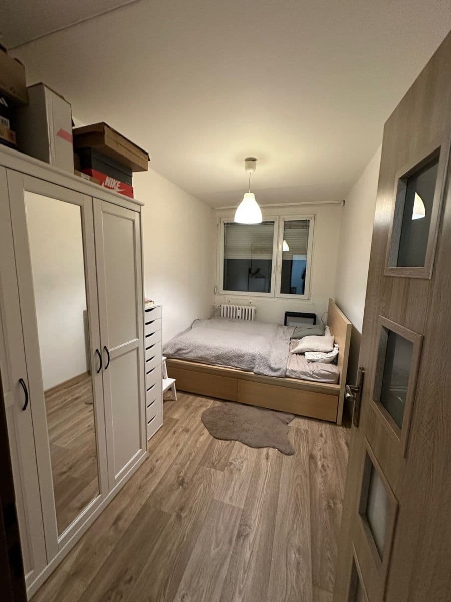 2 bedroom with open-plan kitchen flat to rent, 68 m², Křejpského, Prague, Prague 2 bedroom with open-plan kitchen flat to rent, 68 m², Křejpského, Prague, Prague