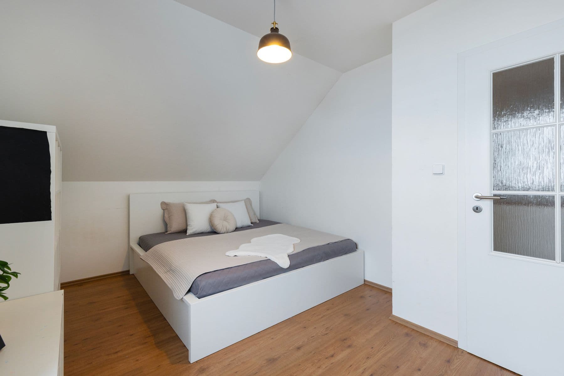 4 bedroom flat for sale, 129 m², K Vidouši, Unhošť, Středočeský Region 4 bedroom flat for sale, 129 m², K Vidouši, Unhošť, Středočeský Region