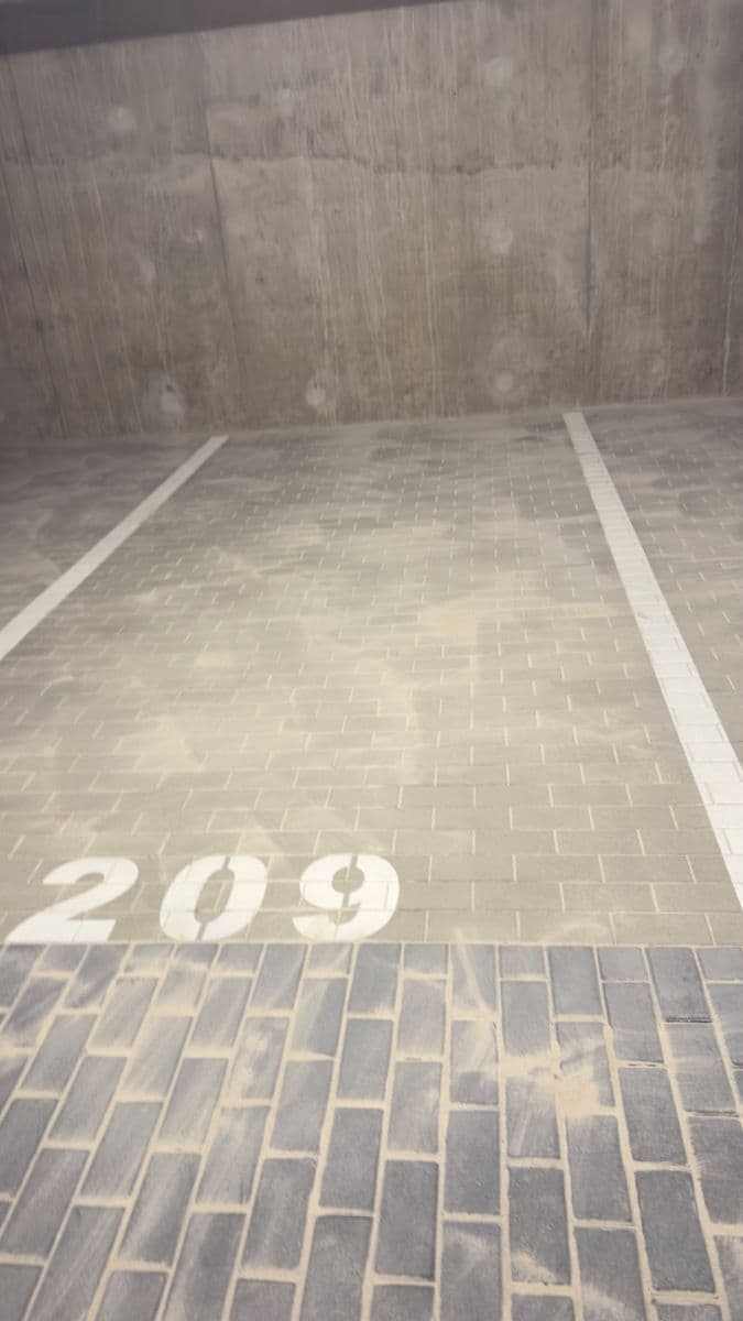 1 bedroom with open-plan kitchen flat to rent, 52 m², Stočesova, Prague, Prague 1 bedroom with open-plan kitchen flat to rent, 52 m², Stočesova, Prague, Prague