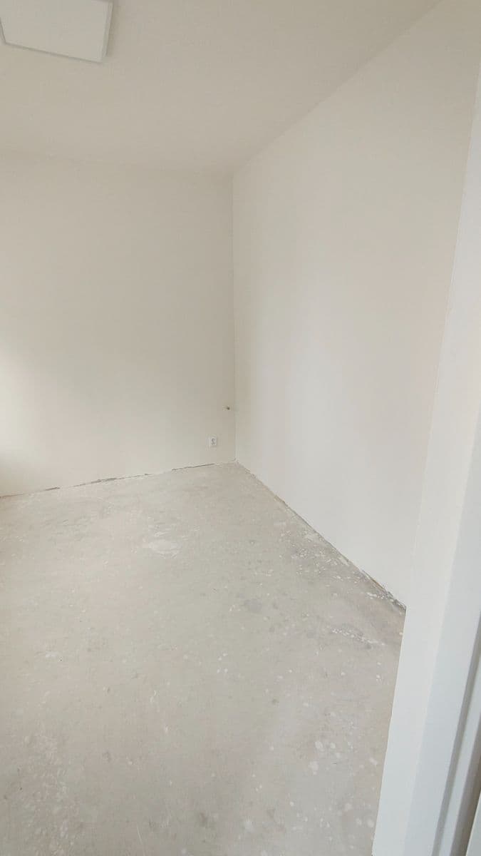 non-residential property to rent, 48 m², Fügnerova, Kladno, Středočeský Region non-residential property to rent, 48 m², Fügnerova, Kladno, Středočeský Region