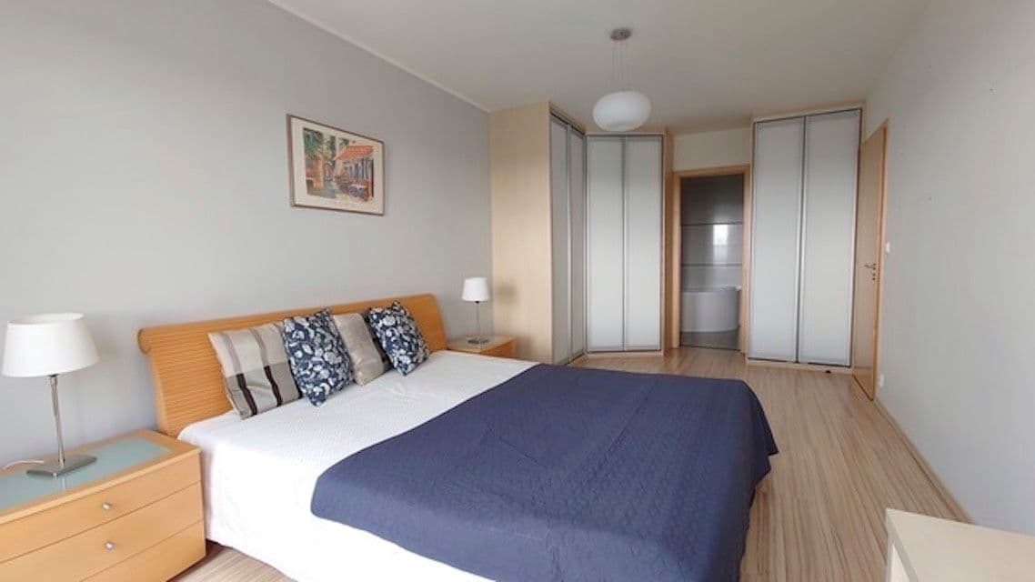 1 bedroom with open-plan kitchen flat to rent, 79 m², Třeboňská, Prague, Prague 1 bedroom with open-plan kitchen flat to rent, 79 m², Třeboňská, Prague, Prague