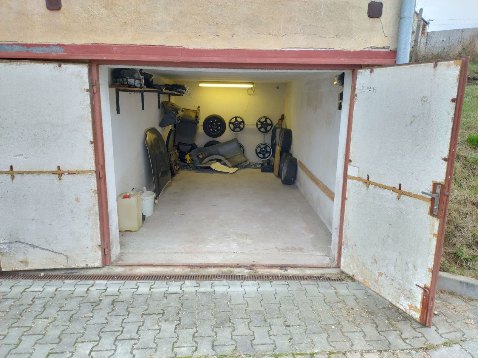 garage for sale, 18 m², Na Sádkách, Dačice, Jihočeský Region garage for sale, 18 m², Na Sádkách, Dačice, Jihočeský Region