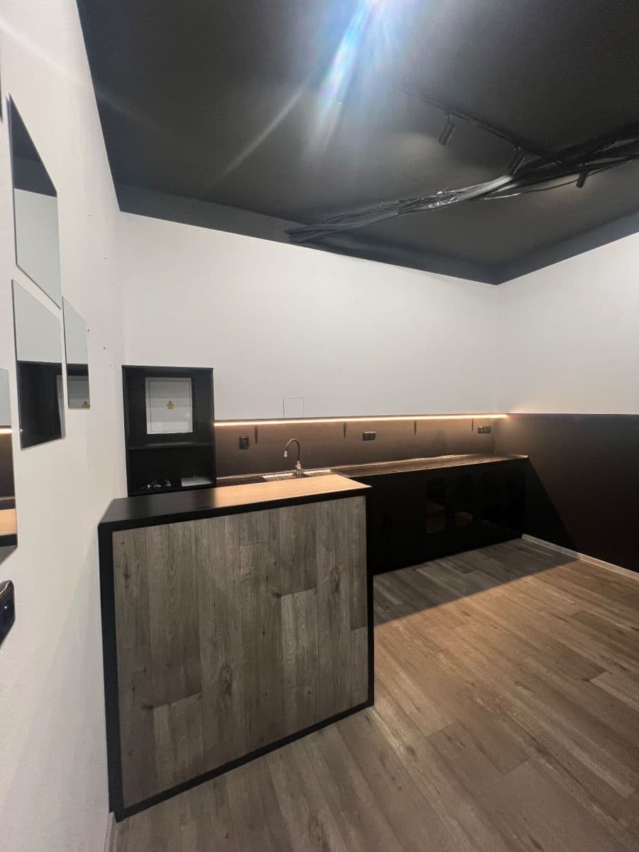 non-residential property to rent, 24 m², Rýmařovská, Prague, Prague non-residential property to rent, 24 m², Rýmařovská, Prague, Prague