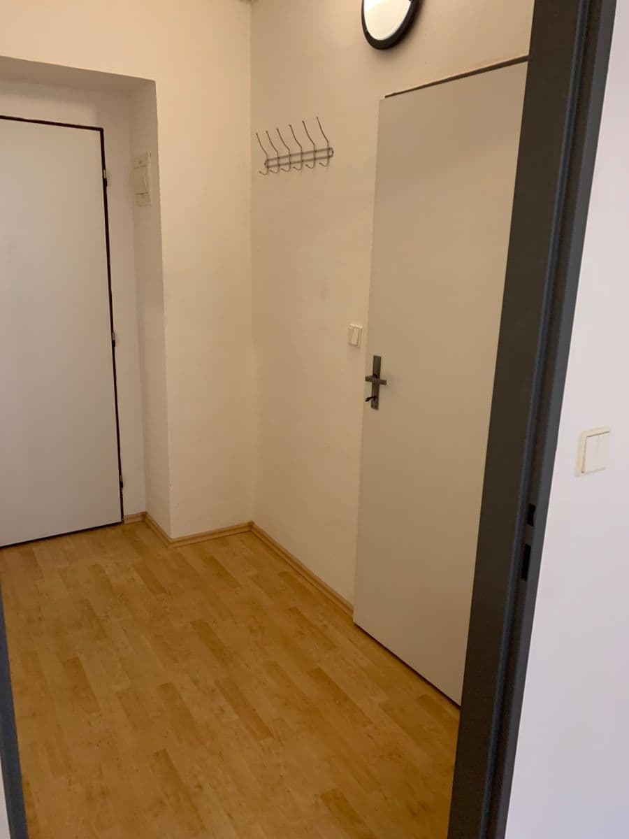 Studio flat to rent, 27 m², Hartigova, Prague, Prague Studio flat to rent, 27 m², Hartigova, Prague, Prague