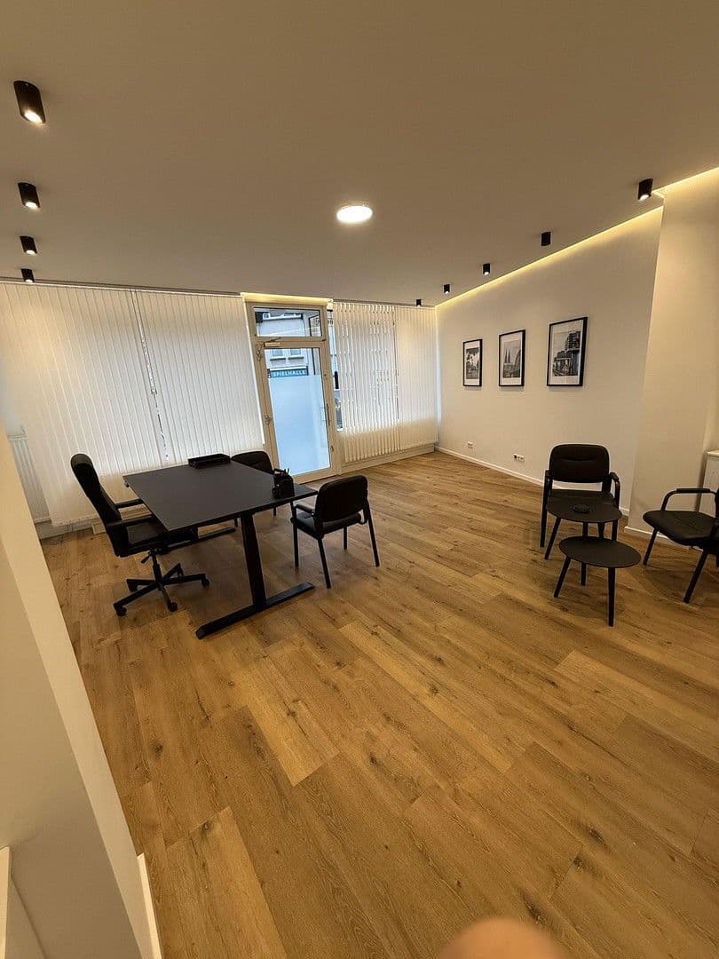 non-residential property to rent, 80 m², Rösrather Straße, Köln, North Rhine-Westphalia non-residential property to rent, 80 m², Rösrather Straße, Köln, North Rhine-Westphalia