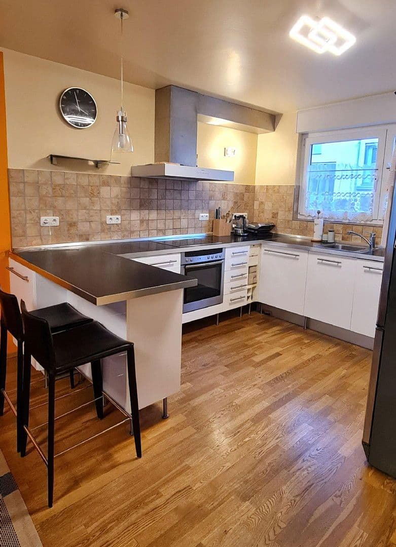 house to rent, 135 m², Ratingen, North Rhine-Westphalia house to rent, 135 m², Ratingen, North Rhine-Westphalia