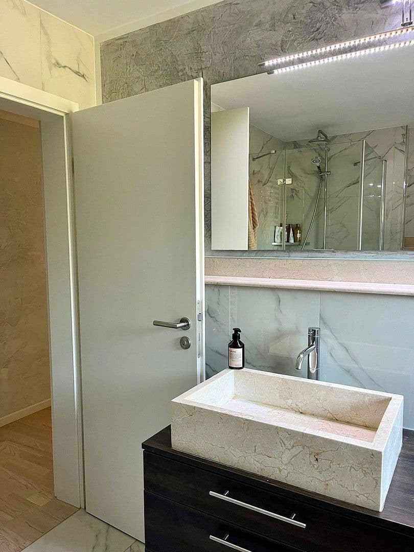 2 bedroom with open-plan kitchen flat for sale, 76 m², Brühlstraße 15, Gomaringen, Baden-Württemberg 2 bedroom with open-plan kitchen flat for sale, 76 m², Brühlstraße 15, Gomaringen, Baden-Württemberg