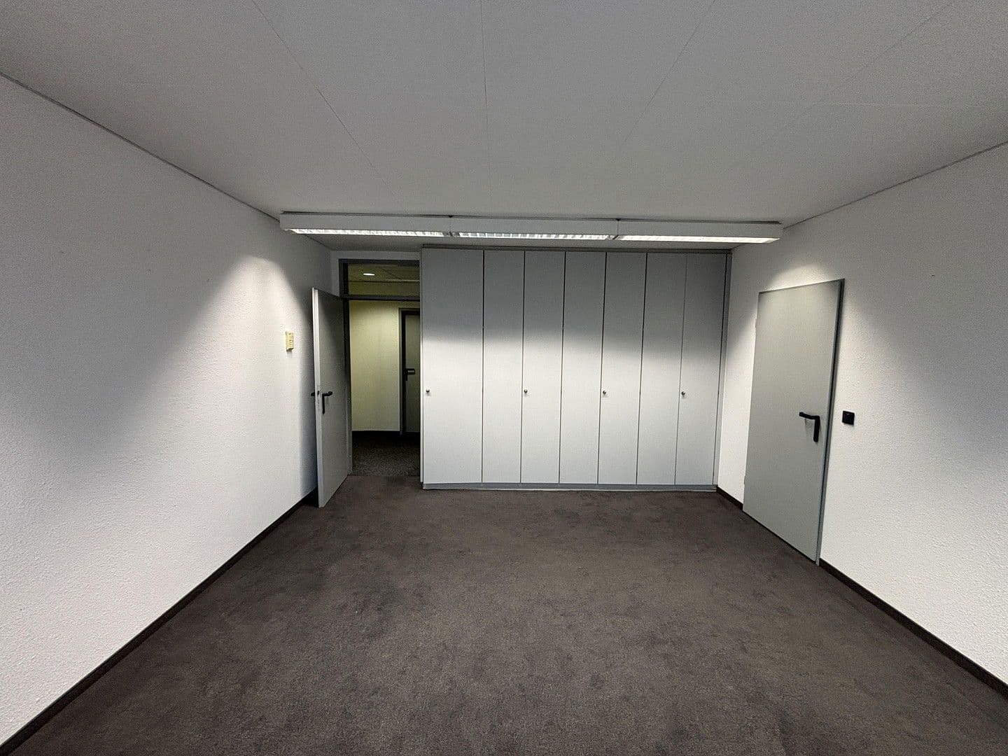 office to rent, 600 m², Moselstr. 14, Neuss, North Rhine-Westphalia office to rent, 600 m², Moselstr. 14, Neuss, North Rhine-Westphalia