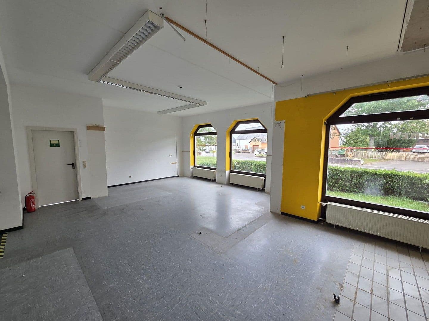 office to rent, 140 m², Hauptstr. 68, Beuren (Hochwald), Rhineland-Palatinate office to rent, 140 m², Hauptstr. 68, Beuren (Hochwald), Rhineland-Palatinate