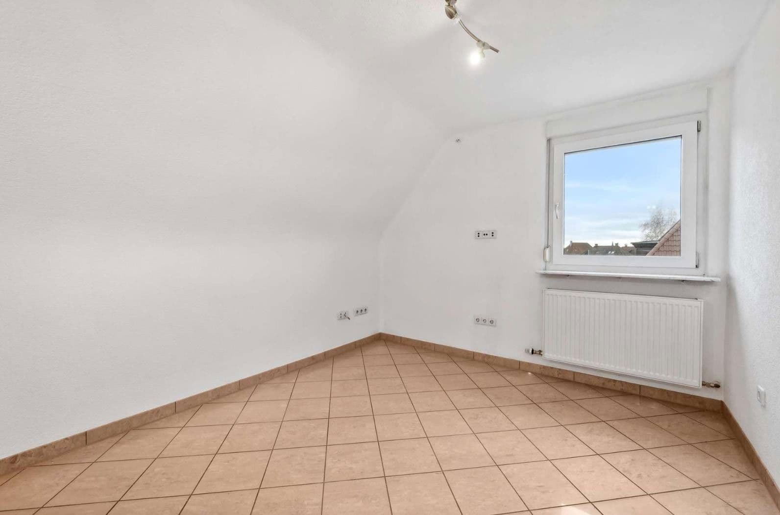 2 bedroom with open-plan kitchen flat to rent, 85 m², Friedrich-Ebert-Straße 3, Neckarsulm, Baden-Württemberg 2 bedroom with open-plan kitchen flat to rent, 85 m², Friedrich-Ebert-Straße 3, Neckarsulm, Baden-Württemberg