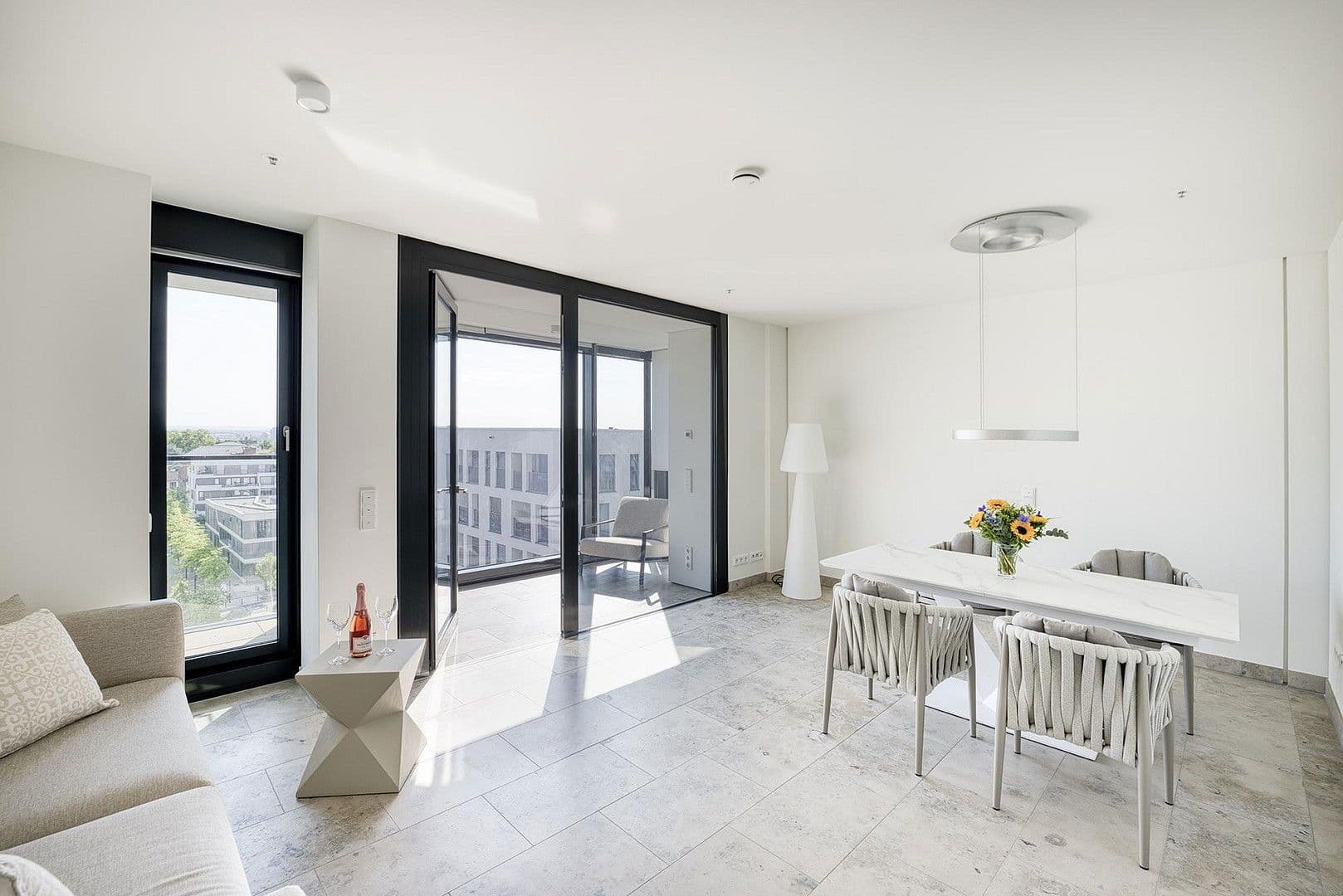 2 bedroom flat for sale, 74 m², Hainer Weg 60, Frankfurt, Hesse 2 bedroom flat for sale, 74 m², Hainer Weg 60, Frankfurt, Hesse