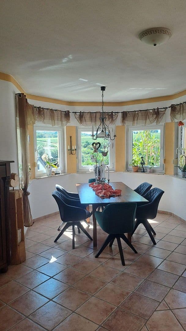 house for sale, 211 m², Freyburger Allee 16, Nierstein, Rhineland-Palatinate house for sale, 211 m², Freyburger Allee 16, Nierstein, Rhineland-Palatinate