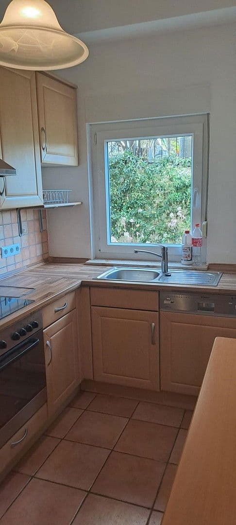 house for sale, 211 m², Freyburger Allee 16, Nierstein, Rhineland-Palatinate house for sale, 211 m², Freyburger Allee 16, Nierstein, Rhineland-Palatinate