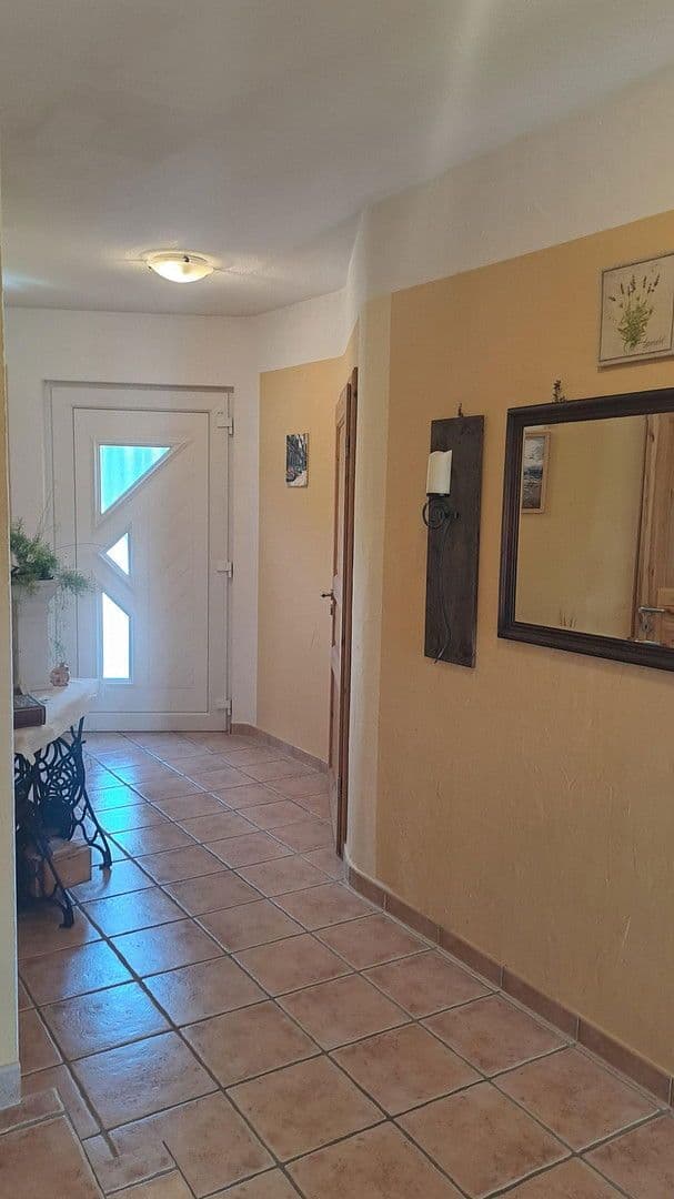 house for sale, 211 m², Freyburger Allee 16, Nierstein, Rhineland-Palatinate house for sale, 211 m², Freyburger Allee 16, Nierstein, Rhineland-Palatinate