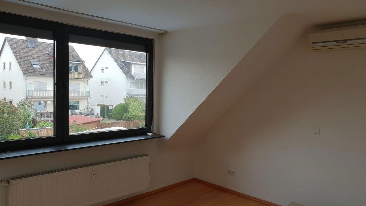 3 bedroom with open-plan kitchen flat to rent, 116 m², Schubertstrasse, Dreieich, Hesse 3 bedroom with open-plan kitchen flat to rent, 116 m², Schubertstrasse, Dreieich, Hesse