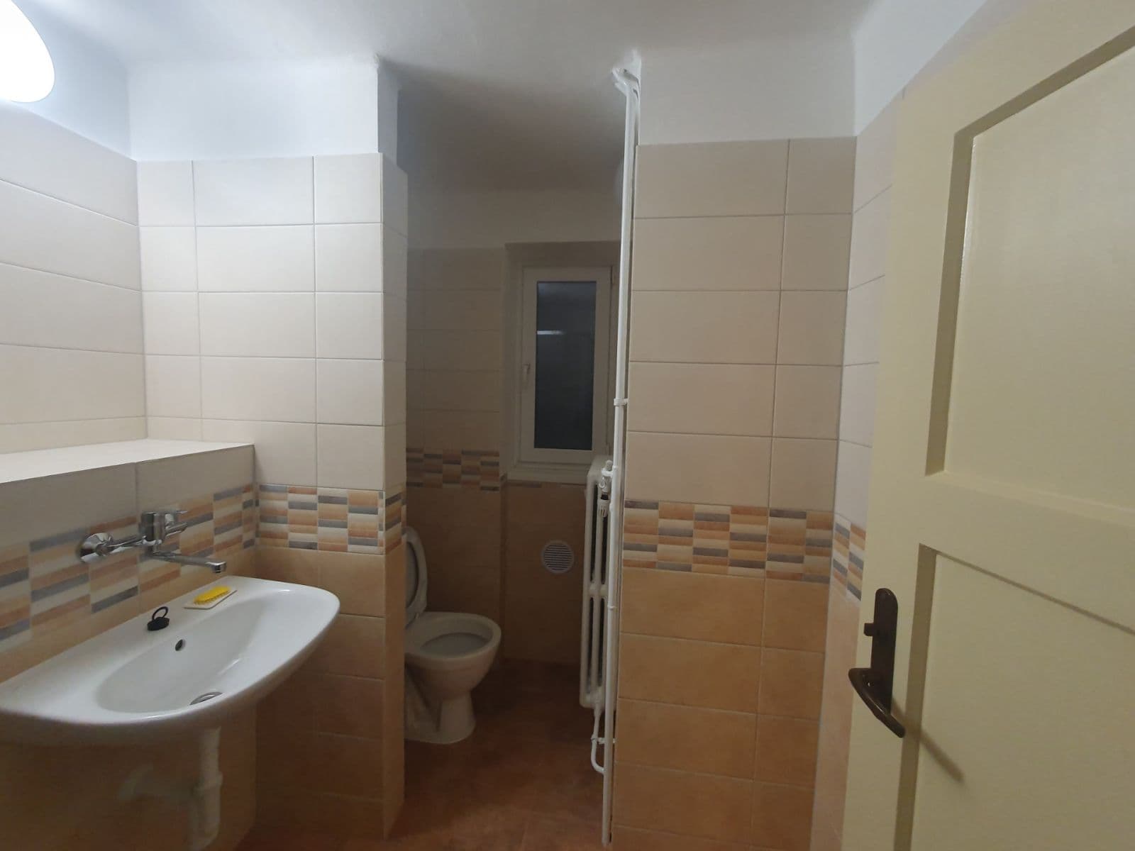 2 bedroom flat to rent, 70 m², Mikoláše Alše, Kolín, Středočeský Region 2 bedroom flat to rent, 70 m², Mikoláše Alše, Kolín, Středočeský Region