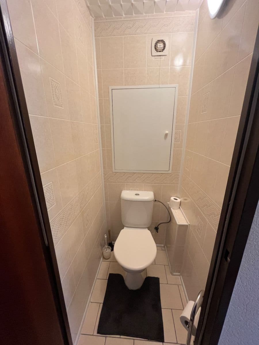 3 bedroom flat to rent, 72 m², Okořská, Prague, Prague 3 bedroom flat to rent, 72 m², Okořská, Prague, Prague