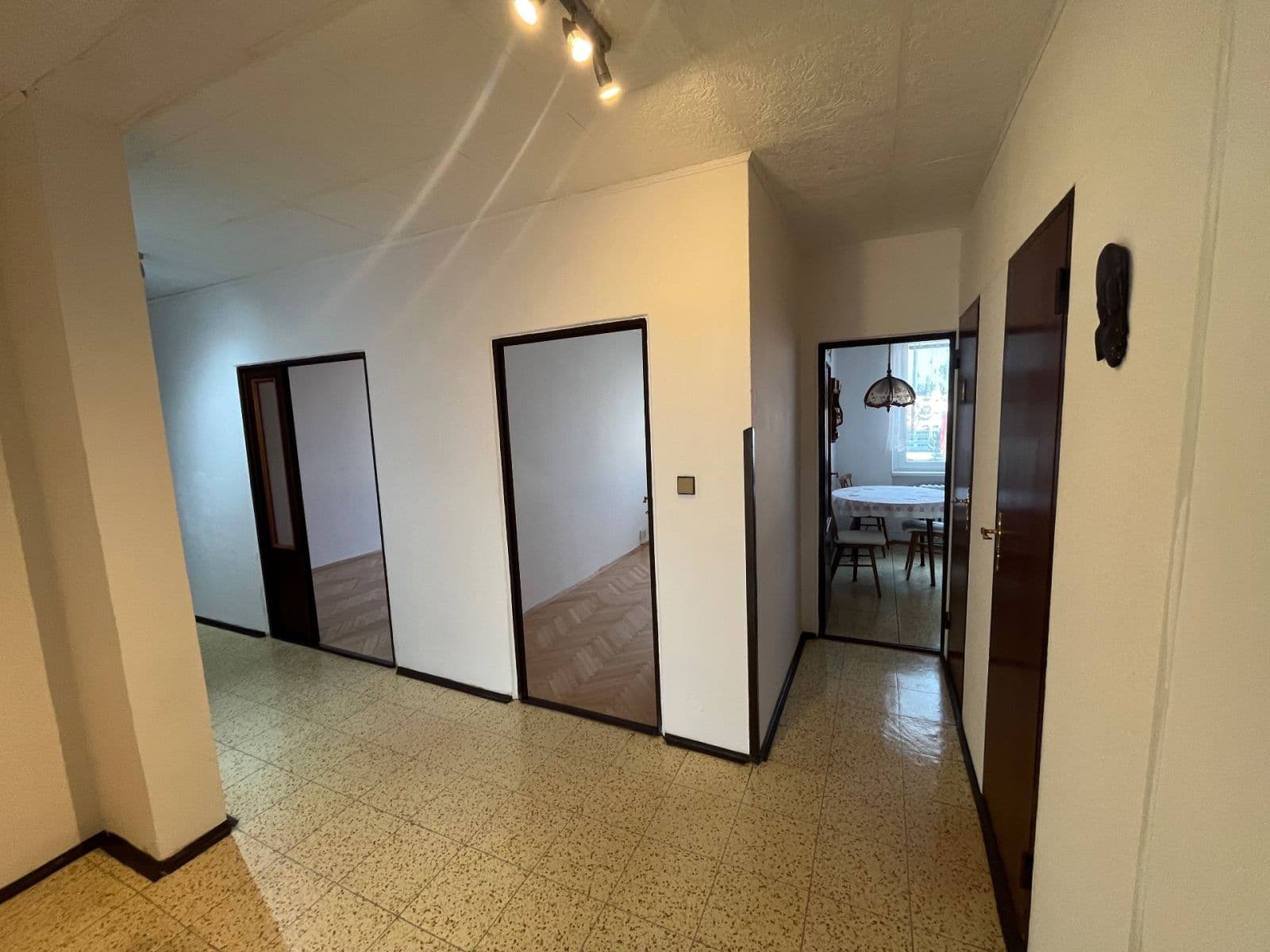 3 bedroom flat to rent, 72 m², Okořská, Prague, Prague 3 bedroom flat to rent, 72 m², Okořská, Prague, Prague