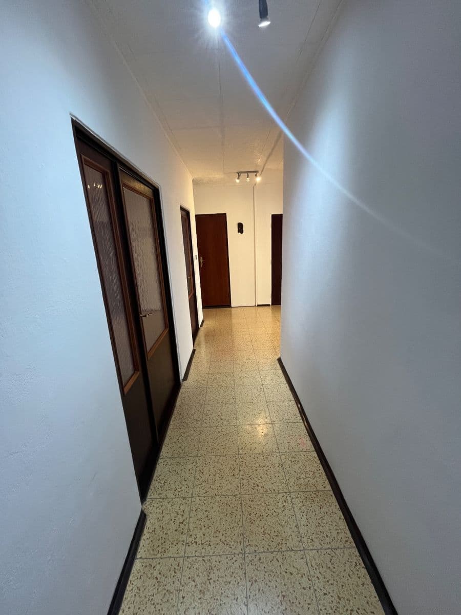 3 bedroom flat to rent, 72 m², Okořská, Prague, Prague 3 bedroom flat to rent, 72 m², Okořská, Prague, Prague