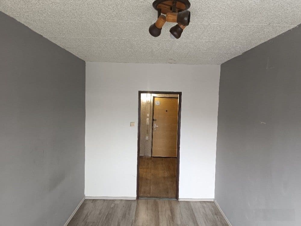 1 bedroom with open-plan kitchen flat to rent, 43 m², Za GZ, Loděnice, Středočeský Region 1 bedroom with open-plan kitchen flat to rent, 43 m², Za GZ, Loděnice, Středočeský Region