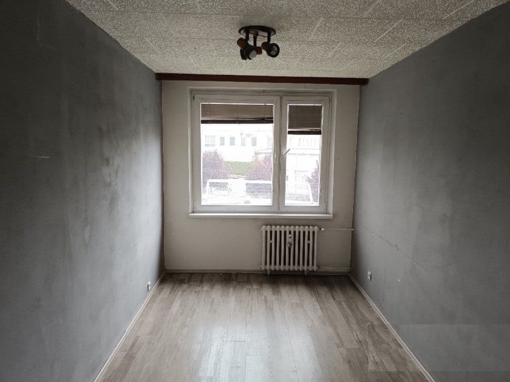 1 bedroom with open-plan kitchen flat to rent, 43 m², Za GZ, Loděnice, Středočeský Region 1 bedroom with open-plan kitchen flat to rent, 43 m², Za GZ, Loděnice, Středočeský Region