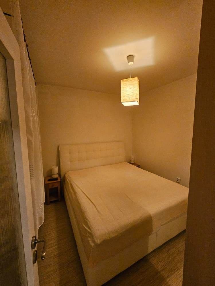 1 bedroom with open-plan kitchen flat to rent, 37 m², V Honech, Klecany, Středočeský Region 1 bedroom with open-plan kitchen flat to rent, 37 m², V Honech, Klecany, Středočeský Region