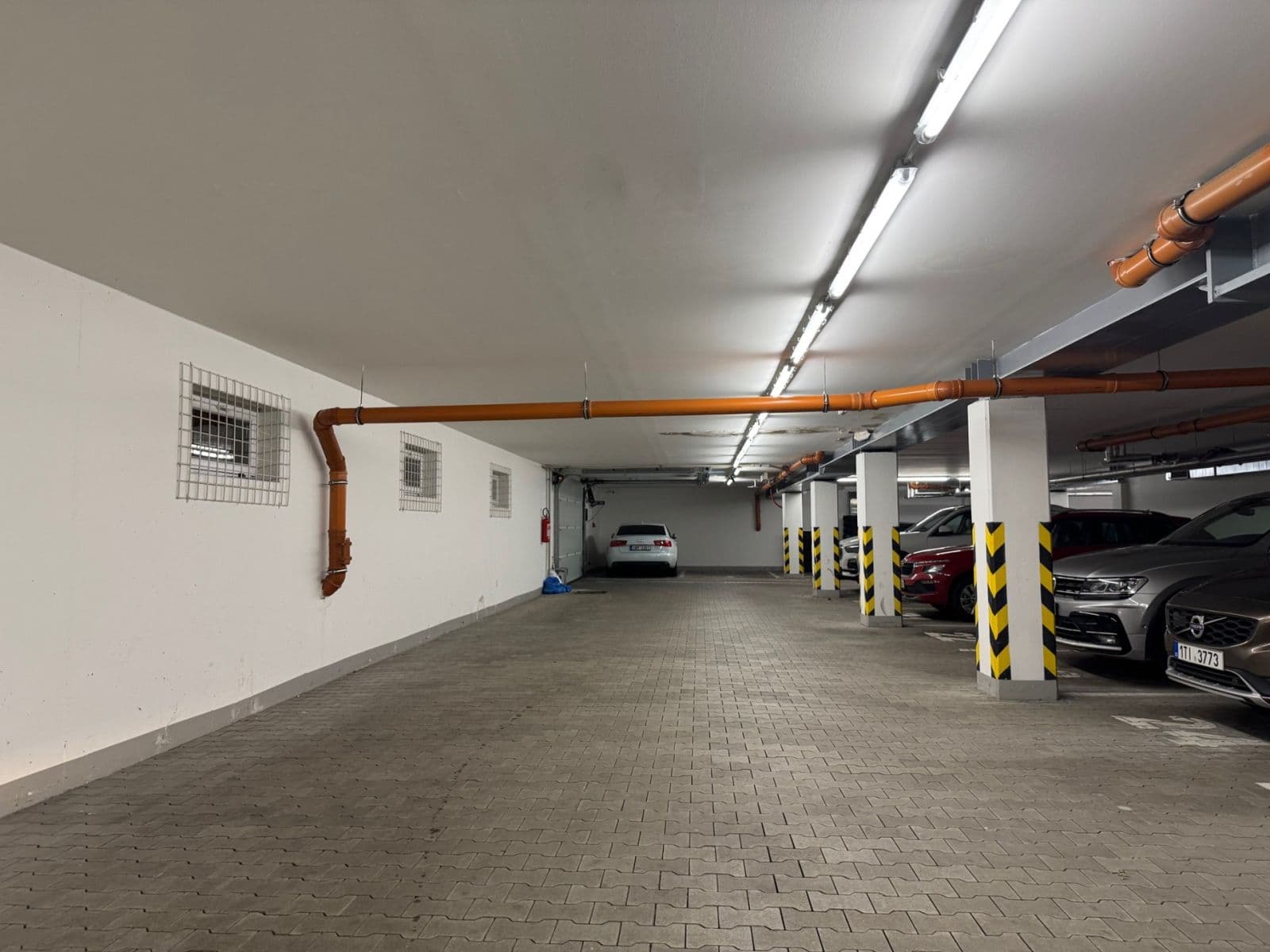 1 bedroom with open-plan kitchen flat to rent, 37 m², V Honech, Klecany, Středočeský Region 1 bedroom with open-plan kitchen flat to rent, 37 m², V Honech, Klecany, Středočeský Region