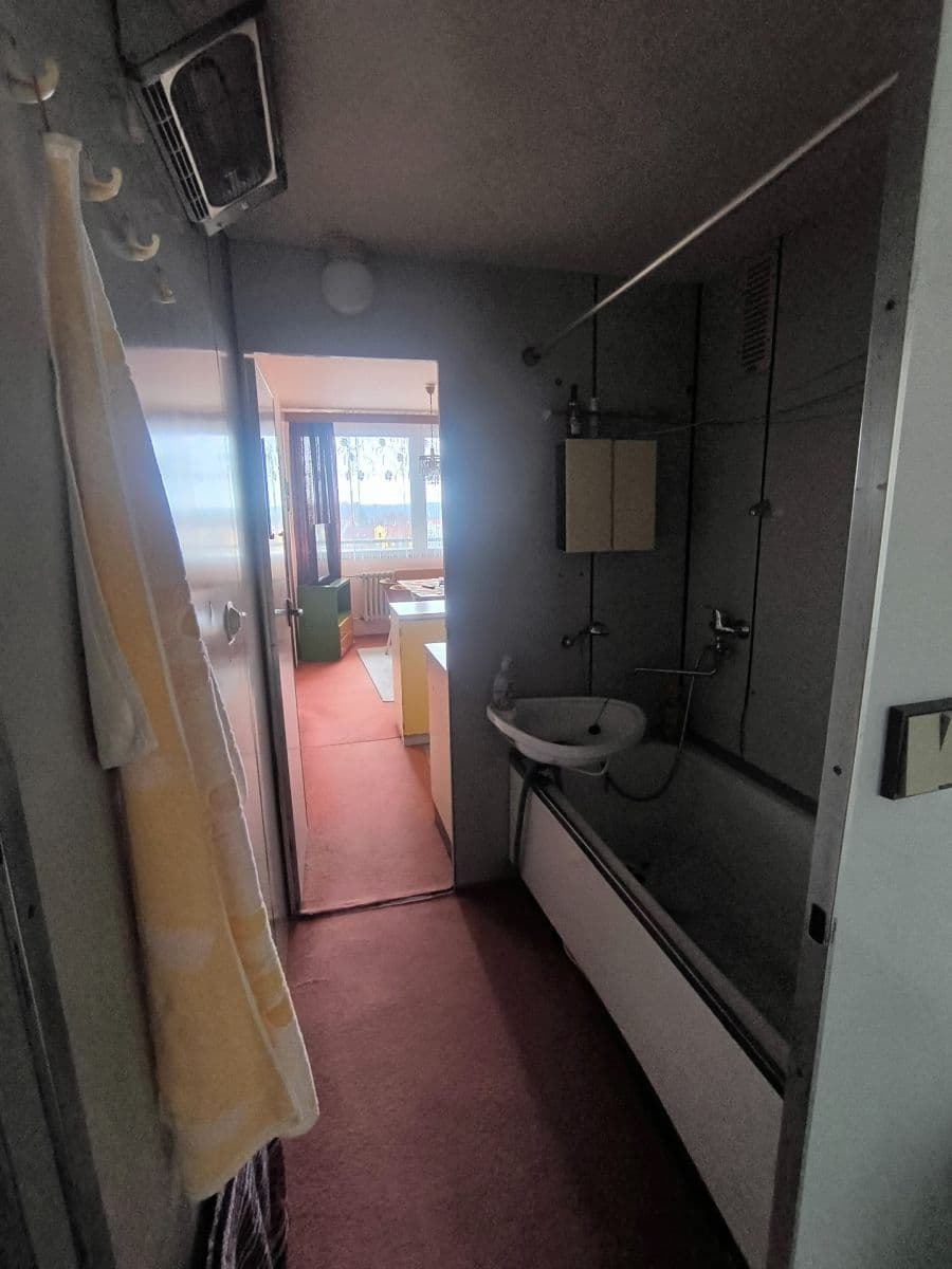 3 bedroom flat for sale, 67 m², Americká, Kladno, Středočeský Region 3 bedroom flat for sale, 67 m², Americká, Kladno, Středočeský Region