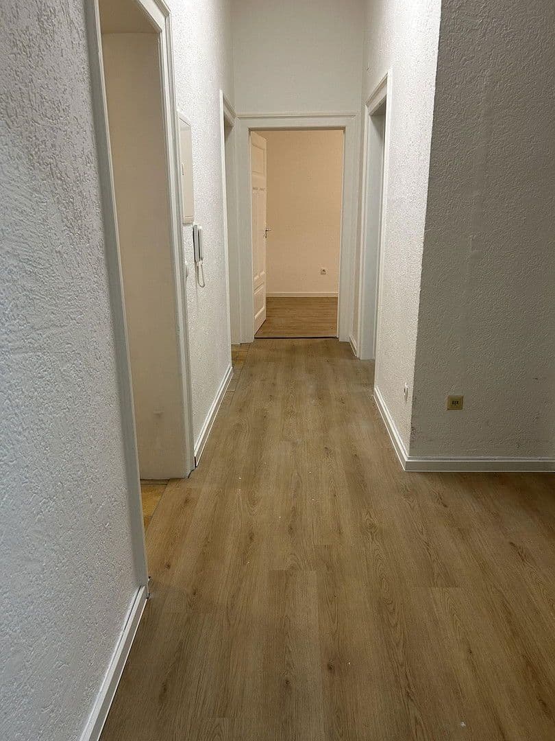 4 bedroom flat for sale, 93 m², Rheinfeldstraße 67, Ludwigshafen, Rhineland-Palatinate 4 bedroom flat for sale, 93 m², Rheinfeldstraße 67, Ludwigshafen, Rhineland-Palatinate