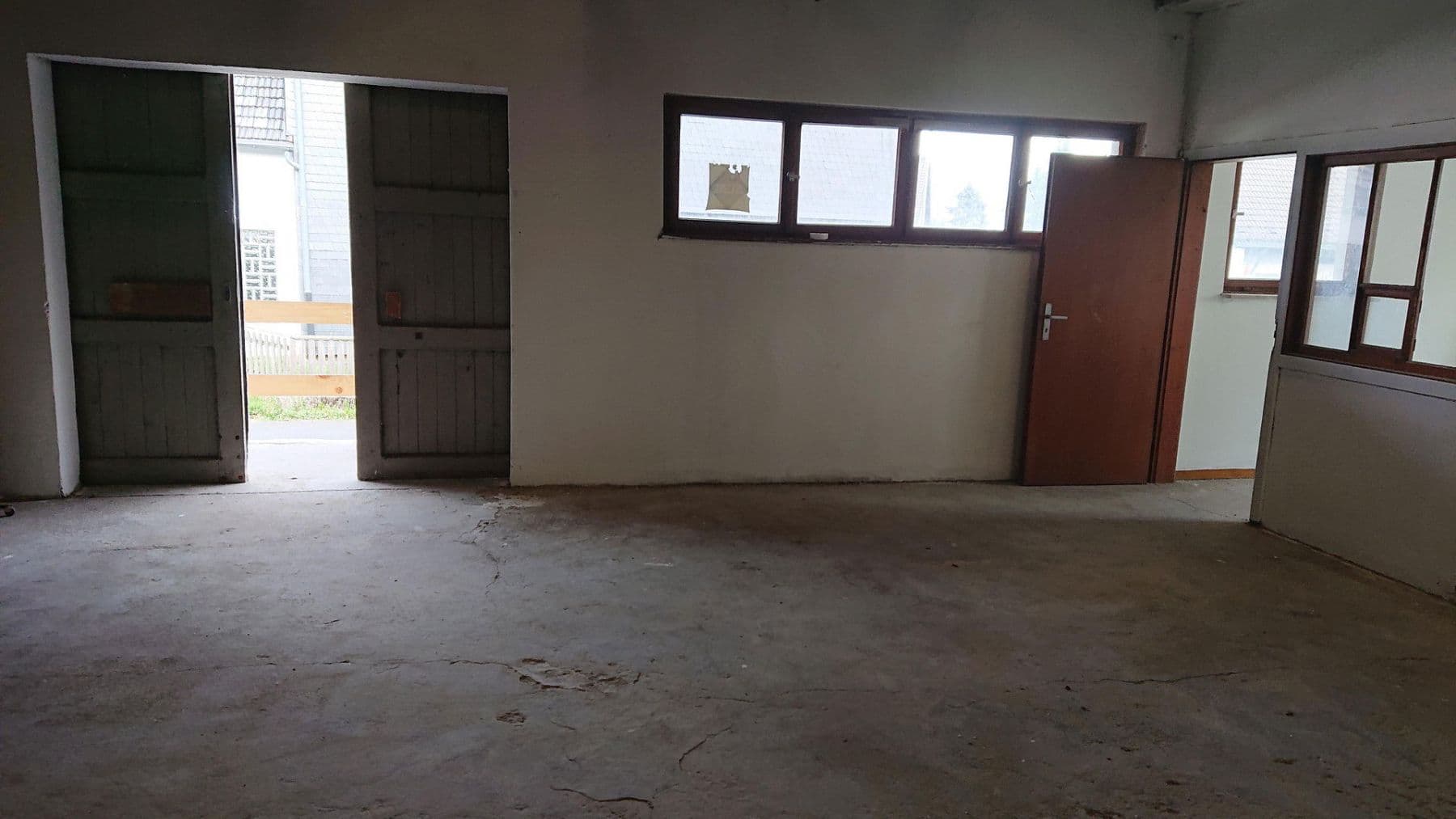 non-residential property to rent, 120 m², Garstenstrasse 8, Neunkirchen-Seelscheid, North Rhine-Westphalia non-residential property to rent, 120 m², Garstenstrasse 8, Neunkirchen-Seelscheid, North Rhine-Westphalia