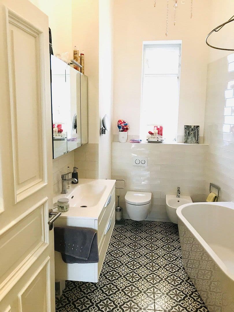 3 bedroom flat to rent, 100 m², Wiesbaden, Hesse 3 bedroom flat to rent, 100 m², Wiesbaden, Hesse