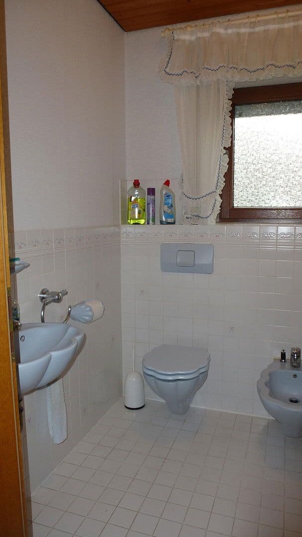 house for sale, 255 m², Hüttlingen, Baden-Württemberg house for sale, 255 m², Hüttlingen, Baden-Württemberg