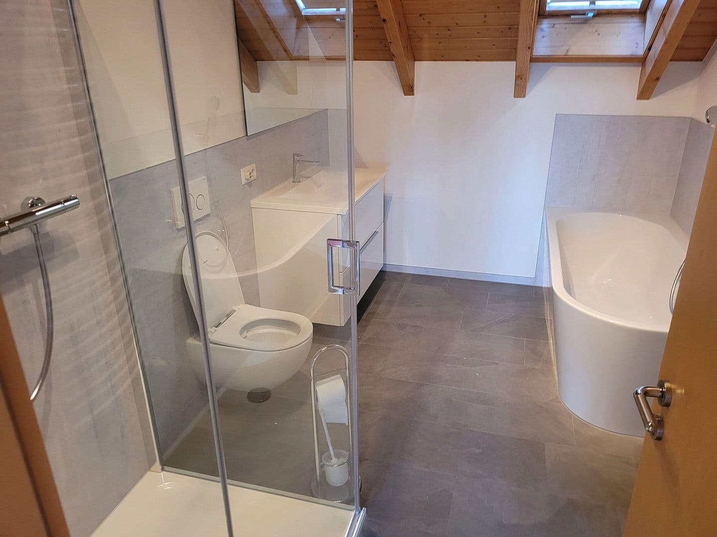 3 bedroom with open-plan kitchen flat to rent, 130 m², Laufenburg (Baden), Baden-Württemberg 3 bedroom with open-plan kitchen flat to rent, 130 m², Laufenburg (Baden), Baden-Württemberg