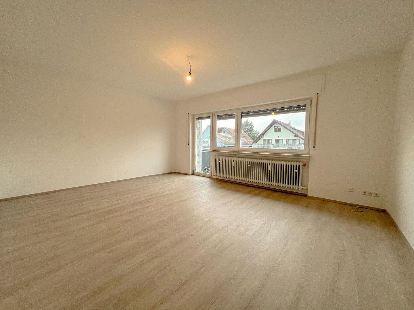 4 bedroom flat to rent, 140 m², Schillerstraße 16, Eggenstein-Leopoldshafen, Baden-Württemberg 4 bedroom flat to rent, 140 m², Schillerstraße 16, Eggenstein-Leopoldshafen, Baden-Württemberg