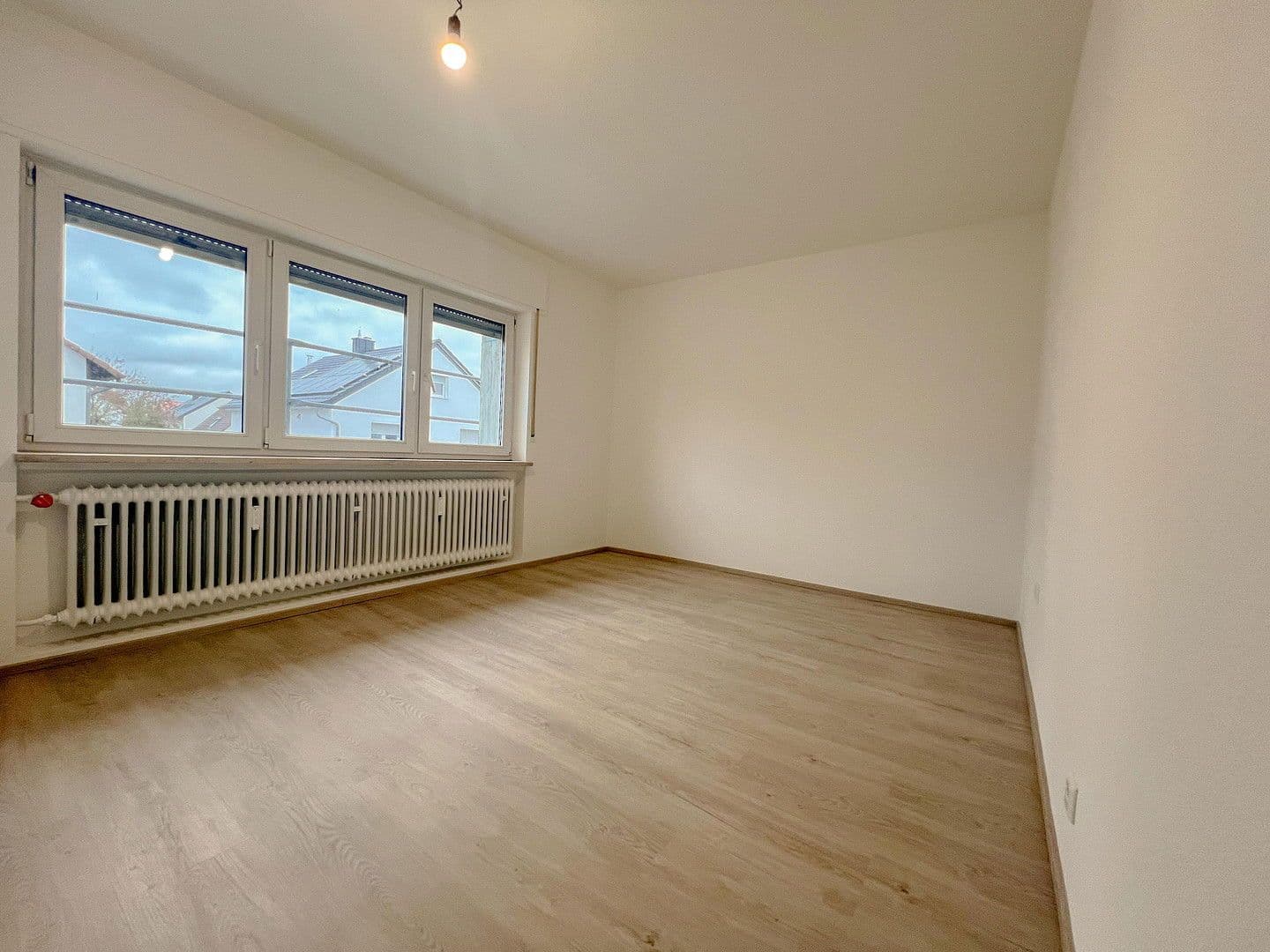 4 bedroom flat to rent, 140 m², Schillerstraße 16, Eggenstein-Leopoldshafen, Baden-Württemberg 4 bedroom flat to rent, 140 m², Schillerstraße 16, Eggenstein-Leopoldshafen, Baden-Württemberg