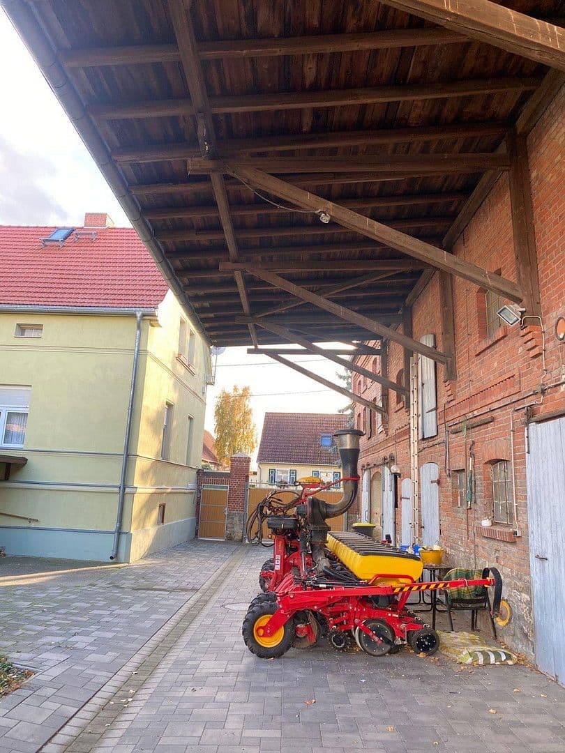 house for sale, 260 m², Nienburg (Saale), Saxony-Anhalt house for sale, 260 m², Nienburg (Saale), Saxony-Anhalt