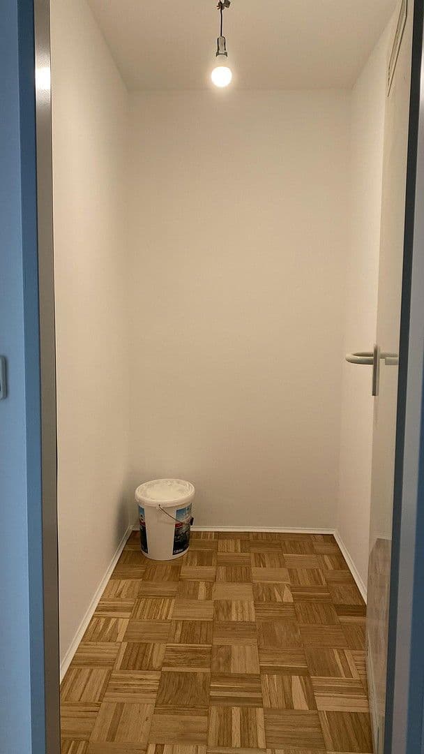 4 bedroom flat to rent, 108 m², Richard-Strauß-Allee 3, Wuppertal, North Rhine-Westphalia 4 bedroom flat to rent, 108 m², Richard-Strauß-Allee 3, Wuppertal, North Rhine-Westphalia